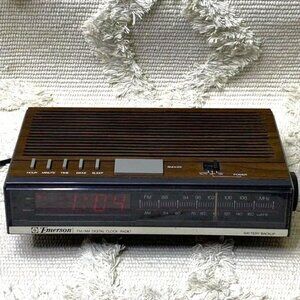 Woodgrain Alarm Clock AM/FM Radio Emerson MODEL RED5511 VTG Retro Tested Works ⏰